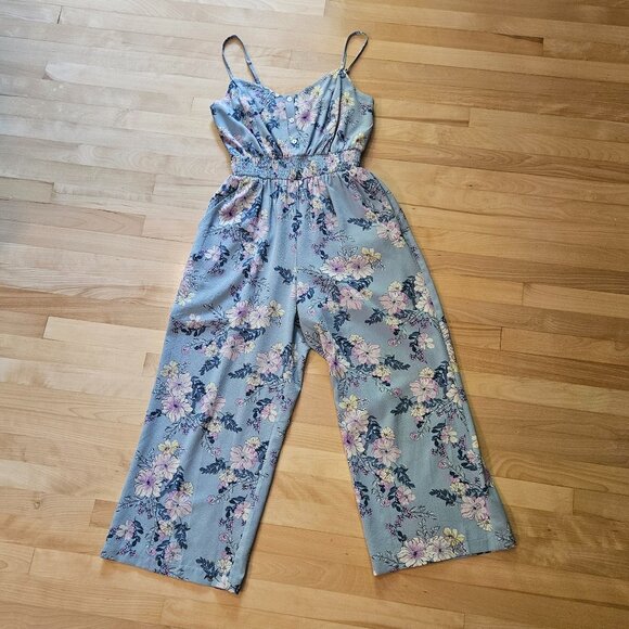 Cute light blue floral jumpsuit - Picture 3 of 6